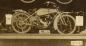 Motorrad Automobil Werkstatt Foto Wandererhändler  um 1918   we-f19