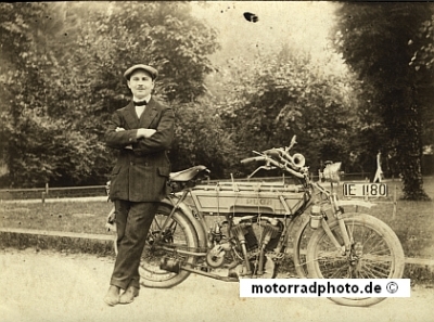 Puch Motorrad Foto  Typ 2 Zyl. 1909   pu-f23